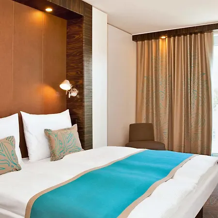 One Nuernberg-city Otel 3*
