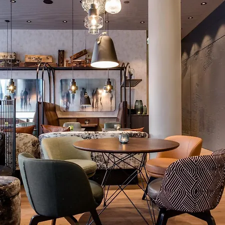 Hotel One Nuernberg-city 3*