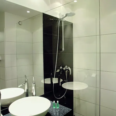 One Nuernberg-city 3*
