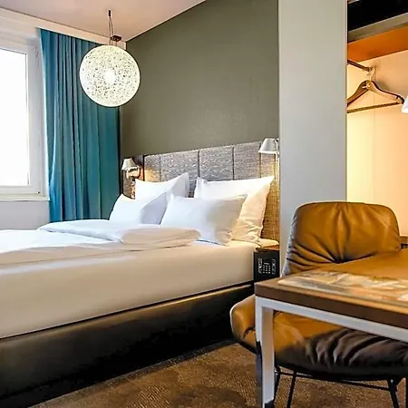 Hotel One Nuernberg-city 3*