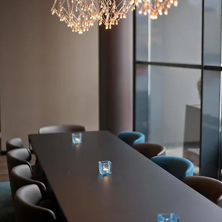 One Nuernberg-city Hotel